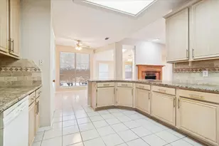 10400 Napa Valley Dr, Frisco, TX 75035 - Photo 15