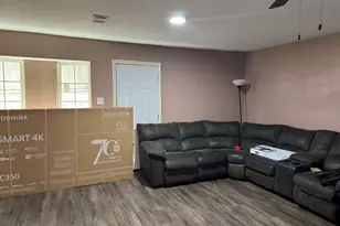 8435 Campanella Dr, Dallas, TX 75243 - Photo 3