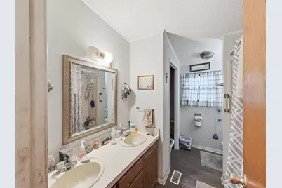 266 Bennett Road, Ennis, TX 75119 - Photo 17