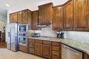 411 Fountain Side Dr, Euless, TX 76039 - Photo 13