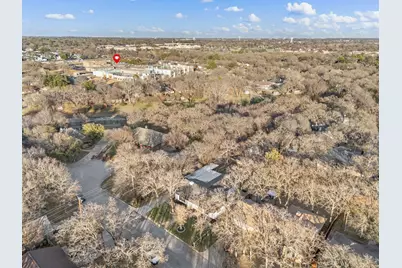 420 Twin Creek Drive, Hurst, TX 76053 - Photo 31