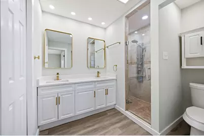 420 Twin Creek Drive, Hurst, TX 76053 - Photo 19