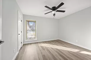 420 Twin Creek Dr, Hurst, TX 76053 - Photo 23