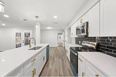 420 Twin Creek Drive, Hurst, TX 76053 - Photo 5