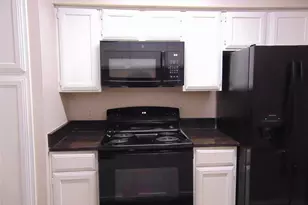 9611 Walnut St, Dallas, TX 75243 - Photo 3