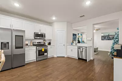 2303 Starks Avenue, Dallas, TX 75215 - Photo 5