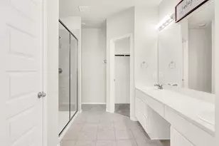 949 Ravenwood Ln, Van Alstyne, TX 75495 - Photo 17