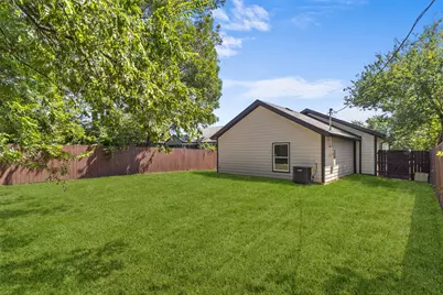 1037 E Richmond Avenue, Fort Worth, TX 76104 - Photo 27