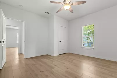 1037 E Richmond Avenue, Fort Worth, TX 76104 - Photo 23