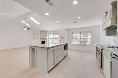 903 Elmwood Court, Euless, TX 76039 - Photo 9