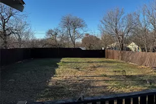 1805 Ave D, Brownwood, TX 76801 - Photo 9