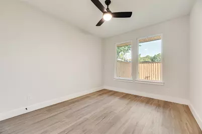 1121 Muncie Avenue, Dallas, TX 75212 - Photo 33