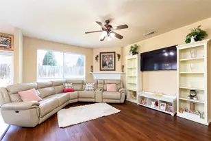 4001 Chinaberry Dr, Garland, TX 75043 - Photo 3