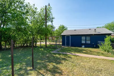 1341 Hickory Street #1/2, Abilene, TX 79601 - Photo 19