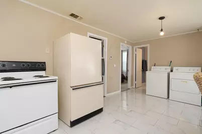 1341 Hickory Street #1/2, Abilene, TX 79601 - Photo 9