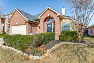 716 Fox Run Trail, Saginaw, TX 76179 - Photo 1