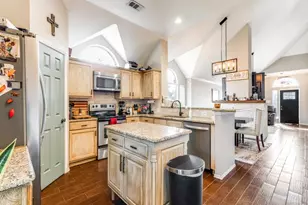 716 Fox Run Trail, Saginaw, TX 76179 - Photo 7