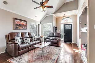 716 Fox Run Trail, Saginaw, TX 76179 - Photo 5