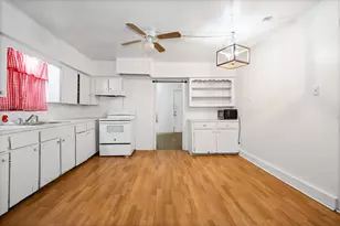 214 N Preston St, Whitney, TX 76692 - Photo 7