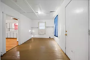 214 N Preston St, Whitney, TX 76692 - Photo 9