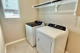 2104 Rannoch St, Sherman, TX 75092 - Photo 9