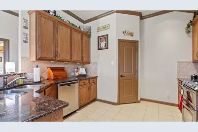 2045 Mason Pond Drive, Weatherford, TX 76085 - Photo 11