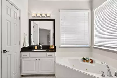 10082 Planters Row Drive, Frisco, TX 75033 - Photo 21