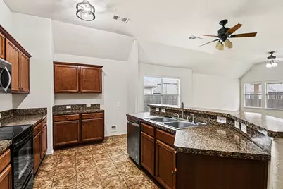 709 Ridgewater Trail, Fort Worth, TX 76131 - Photo 11