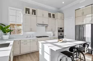 4613 Greenborough Ln, Dallas, TX 75219 - Photo 3