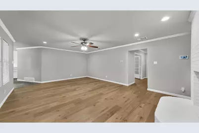 3801 Halifax Court, Arlington, TX 76013 - Photo 9