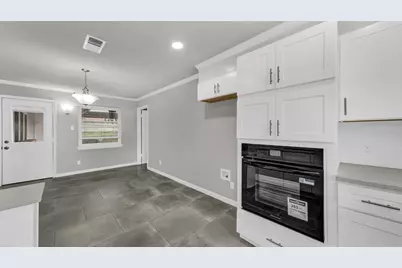 3801 Halifax Court, Arlington, TX 76013 - Photo 13