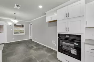 3801 Halifax Ct, Arlington, TX 76013 - Photo 13