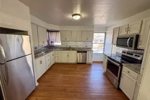 1431 W Chestnut St, Denison, TX 75020 - Photo 3