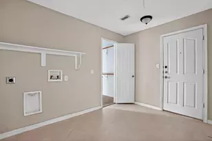 12040 Maverick Dr, Willis, TX 77378 - Photo 27