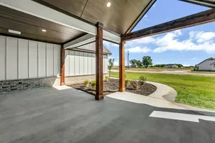 2001 Collin St, Weatherford, TX 76085 - Photo 5