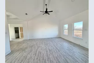 2001 Collin Street, Weatherford, TX 76085 - Photo 11