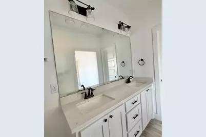 2001 Collin Street, Weatherford, TX 76085 - Photo 17