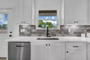 2001 Collin St, Weatherford, TX 76085 - Photo 17