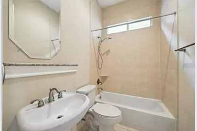 9007 Harbor Hills Drive, Houston, TX 77054 - Photo 11