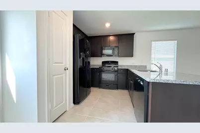 2629 Pebbleton Drive, Fort Worth, TX 76179 - Photo 3