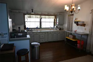 704 Spring Miller Ct, Arlington, TX 76002 - Photo 3