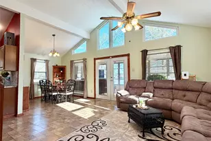 22557 Waterview Cir, Flint, TX 75762 - Photo 27