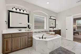 1025 Merion Dr, Fort Worth, TX 76028 - Photo 17