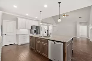 1025 Merion Dr, Fort Worth, TX 76028 - Photo 13