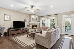 3209 Kingsbury Dr, McKinney, TX 75069 - Photo 3