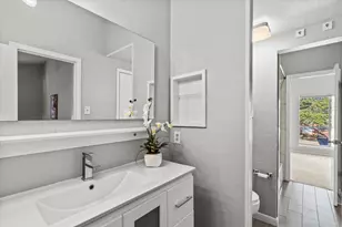 10439 High Hollows Dr, Dallas, TX 75230 - Photo 27