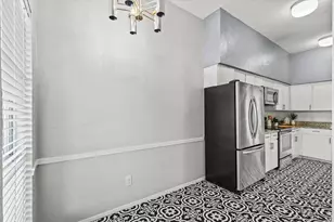 10439 High Hollows Dr, Dallas, TX 75230 - Photo 23