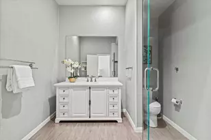 10439 High Hollows Dr, Dallas, TX 75230 - Photo 13