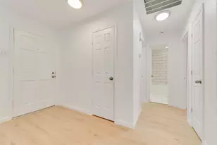 80 E Mountain Creek Dr, Grand Prairie, TX 75052 - Photo 7