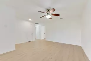 80 E Mountain Creek Dr, Grand Prairie, TX 75052 - Photo 11